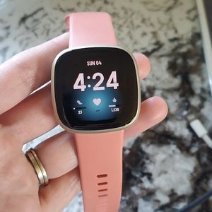 Fitbit versa 3